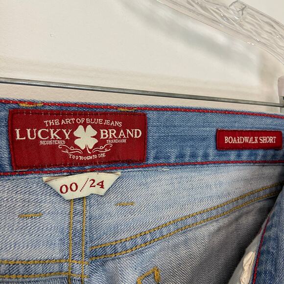 Lucky Brand Boardwalk Jean Short Distressed - Picture 3 of 4